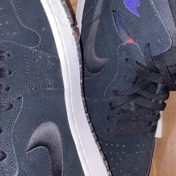 Nike | Shoes | Worn One Jordan Retro Will Negotiate On Price  display picture 3